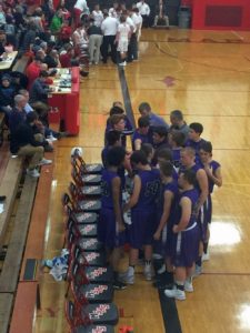 Gladstone thinks of a play to stop Marquette