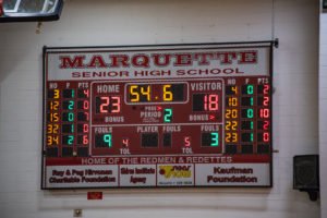 The Marquette Redmen held the lead all the way through the second quarter.
