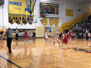 The Redettes try to make a play.