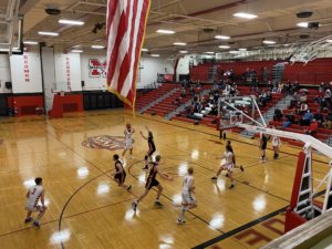 Marquette running a play