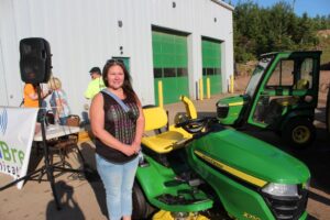 Kaylee Swenor of Skandia was the grand prize winner of the Runs Like A Deere Giveaway!