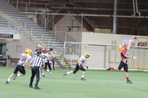 Red Team jumping for the ball