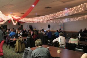 People could relax and grab a drink while waiting