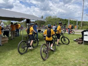 Some of Luke G's fans saying hi!