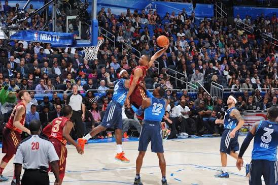 Russell Westbrook skies for a dunk in 2012 All-Star game